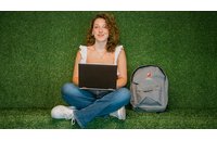 Σπούδασε εξ αποστάσεως στο Πανεπιστήμιο Λευκωσίας, την πρώτη επιλογή των εξ Ελλάδος φοιτητών για μεταπτυχιακές σπουδές