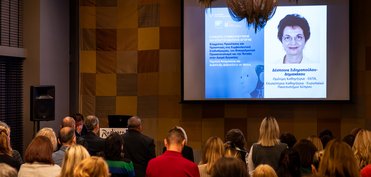 Ολοκληρώθηκε με επιτυχία το Συνέδριο Συμβουλευτικής και Επαγγελματικής Αγωγής στην Αθήνα που διοργάνωσε το Ευρωπαϊκό Πανεπιστήμιο Κύπρου